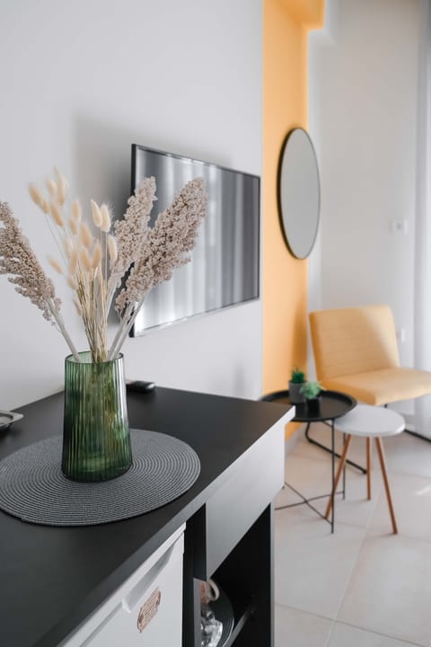 House, Smoking | 2 bedrooms, desk, soundproofing