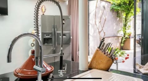 Comfort Villa | 4 bedrooms, blackout drapes, soundproofing, iron/ironing board