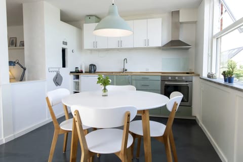 Family Studio, Bay View | Dining room