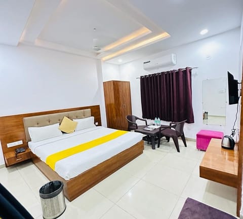 Deluxe Room | Free WiFi