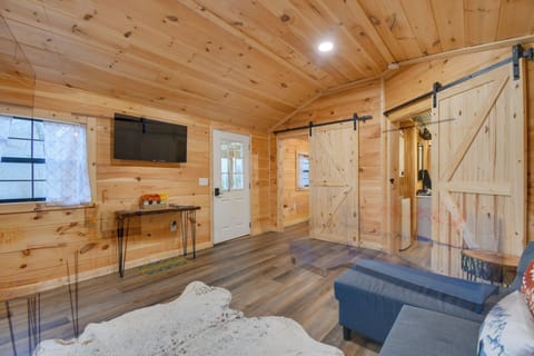 House (1 Bedroom) | Interior