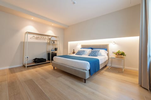 Classic Double Room, Courtyard View | Egyptian cotton sheets, premium bedding, in-room safe, desk