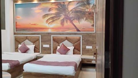 Deluxe Double or Twin Room | Egyptian cotton sheets, premium bedding, free WiFi