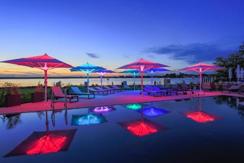 Apartment | Pool | Outdoor pool, a heated pool