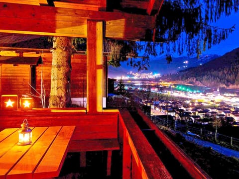 House | Balcony