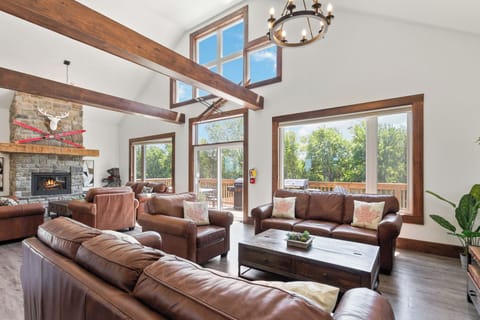 128 Arlberg (No Pets Allowed) | Living area