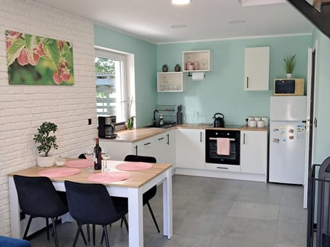 House | Private kitchen | Highchair