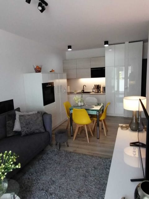 Apartment | Living room