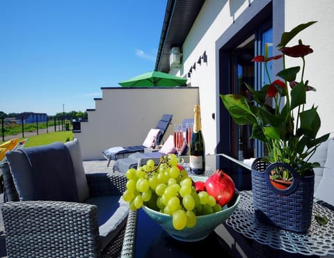 House | Balcony