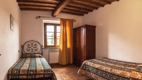 Apartment, Balcony | Iron/ironing board