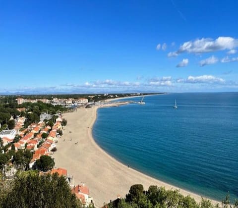 Apartment | Water view