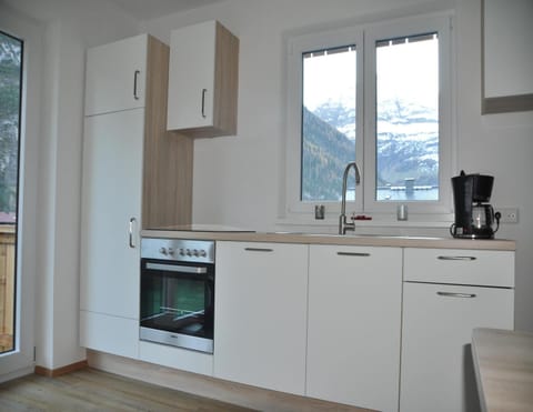 Apartment | Private kitchen | Electric kettle, toaster