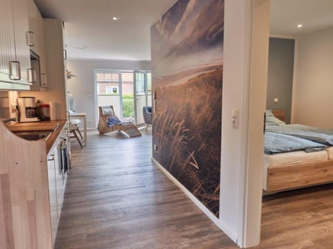 House | 1 bedroom, individually furnished