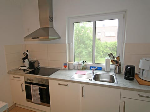 House | Private kitchen | Electric kettle, toaster, highchair