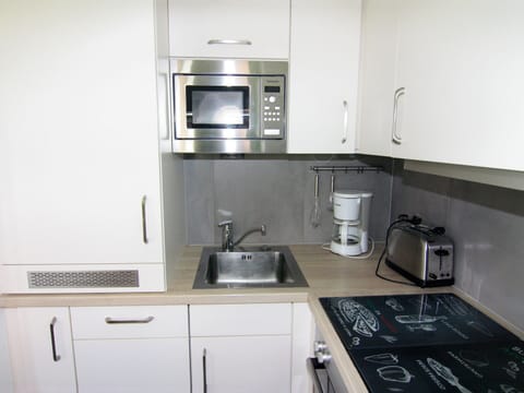 Apartment | Private kitchen | Highchair