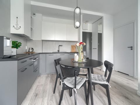 Apartment | Private kitchen | Electric kettle, toaster, highchair