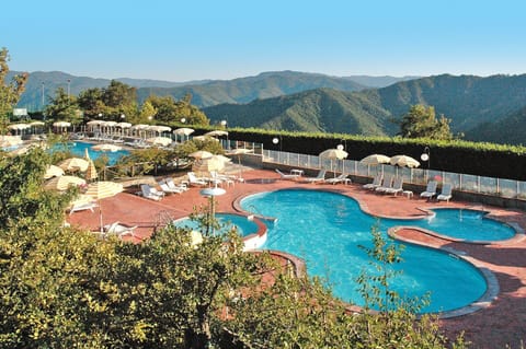Apartment | Pool | Outdoor pool