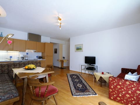 Apartment | Private kitchen | Highchair