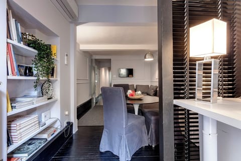 Apartment | Living area | 24-inch flat-screen TV with digital channels