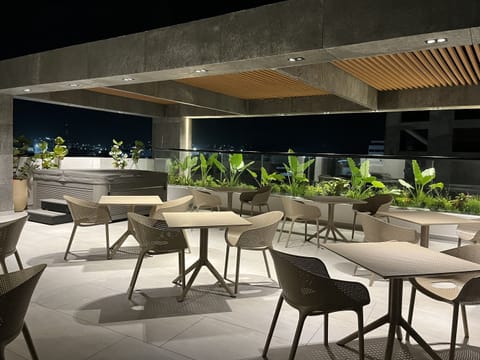 Sundeck