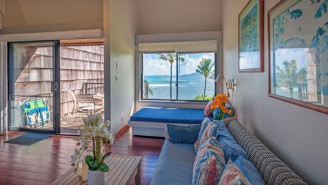 Condo, Multiple Beds, Balcony, Ocean View (E6) | Living area