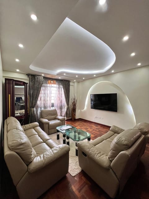 Apartment | Living area | TV