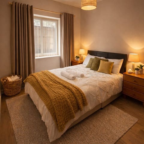 Comfort Apartment, Garden View | Laptop workspace, iron/ironing board, free WiFi