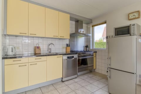 House | Private kitchen | Highchair