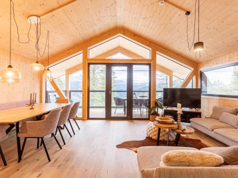 Chalet | Living area