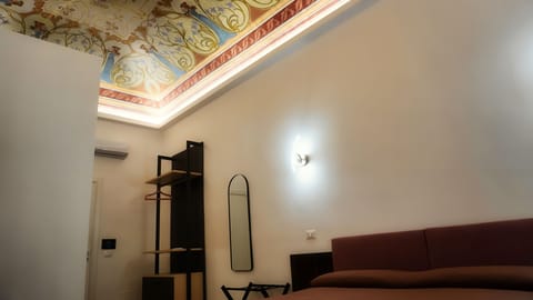 Classic Double Room, 1 Double Bed (Ciambra) | Minibar, in-room safe, desk, laptop workspace