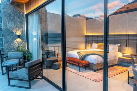 Chalet, 1 Double Bed, River View | Premium bedding, minibar, desk, laptop workspace