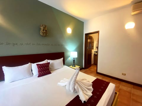 Comfort Double Room, Courtyard View | In-room safe, free WiFi, bed sheets