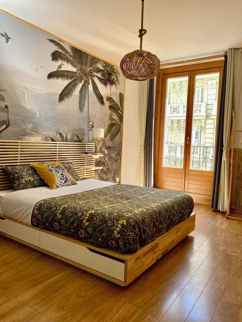 Classic Suite, City View | Memory foam beds, soundproofing, free WiFi, bed sheets