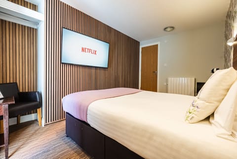 Standard Room | Free WiFi, bed sheets