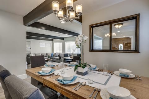 House, Multiple Beds, Patio ( Destination #41) | Dining