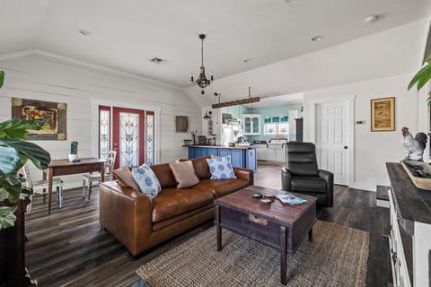 House, 1 King Bed, Patio, Mountain View | Living area | 55-inch Smart TV with digital channels, Netflix, streaming services