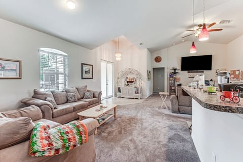 House (2 Bedrooms) | Interior