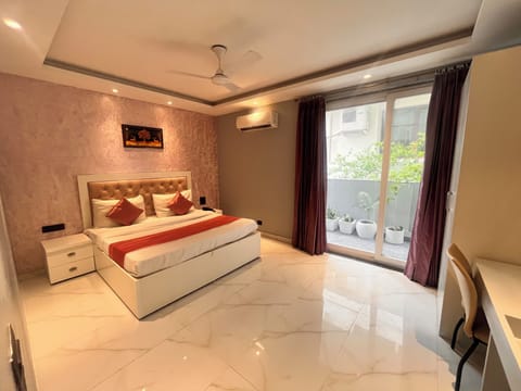 Superior Room, City View | Premium bedding, desk, laptop workspace, soundproofing