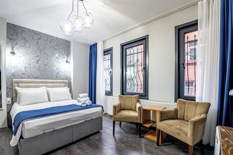 Standard Double Room | Minibar, soundproofing, free cribs/infant beds, free WiFi