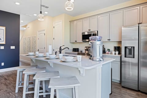 House (3 Bedrooms) | Property amenity