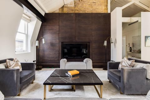 Apartment | Living area | TV, fireplace