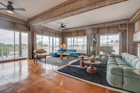 House | 2 bedrooms, desk, high-speed internet