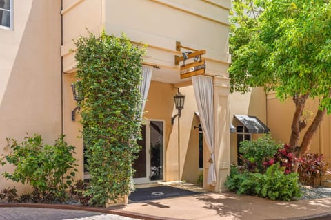 Apartment | Exterior