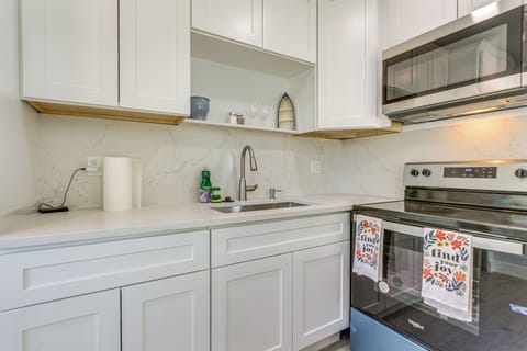 Apartment (1 Bedroom) | Interior