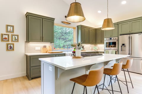 House (2 Bedrooms) | Interior