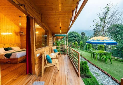 Deluxe Room, Balcony, Mountain View | Mountain view