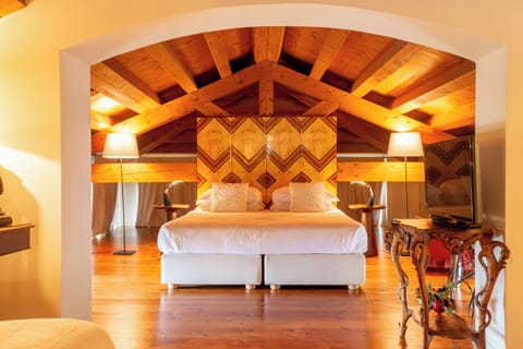 Family Room, Hill View | Free WiFi