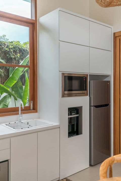 Villa, Pool View | Private kitchen | Toaster