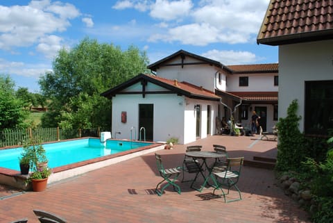 Classic Apartment, 2 Bedrooms | Exterior