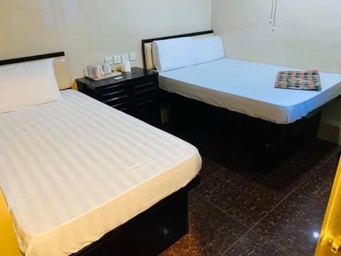 Basic Triple Room | Free WiFi